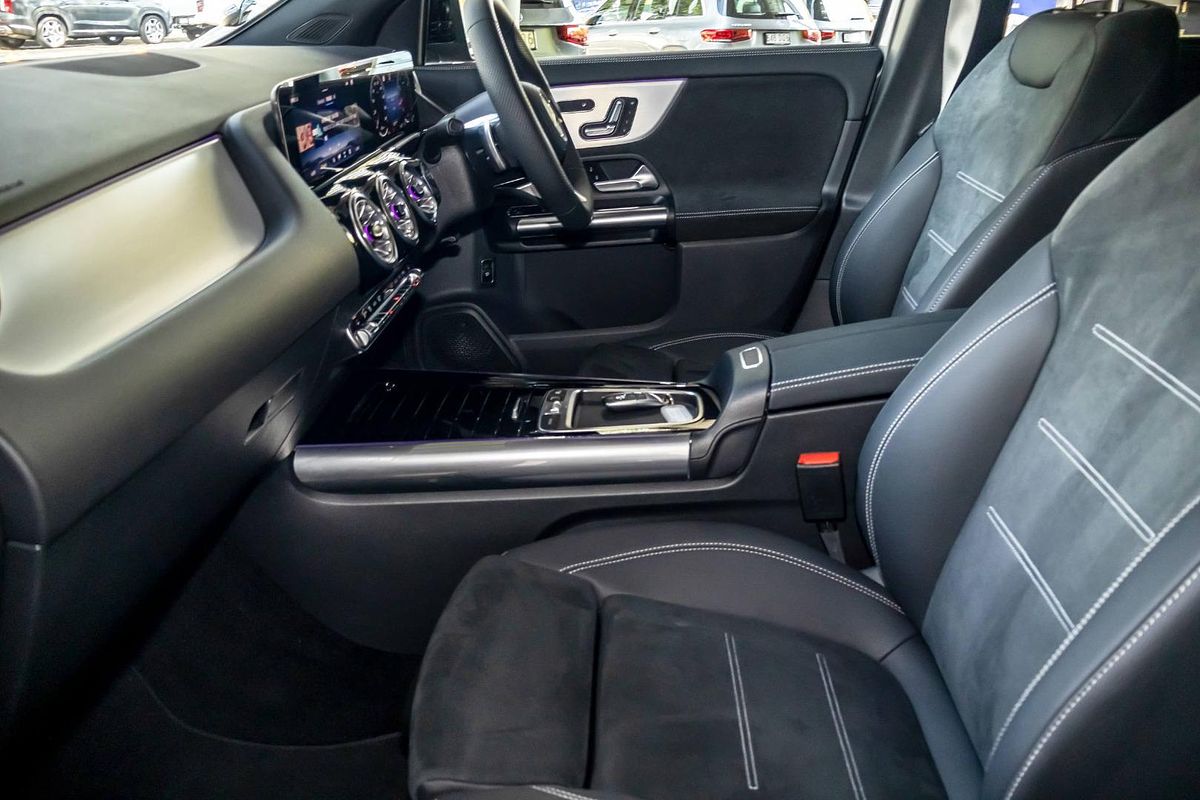 2025 Mercedes-Benz GLA-Class GLA200 H247