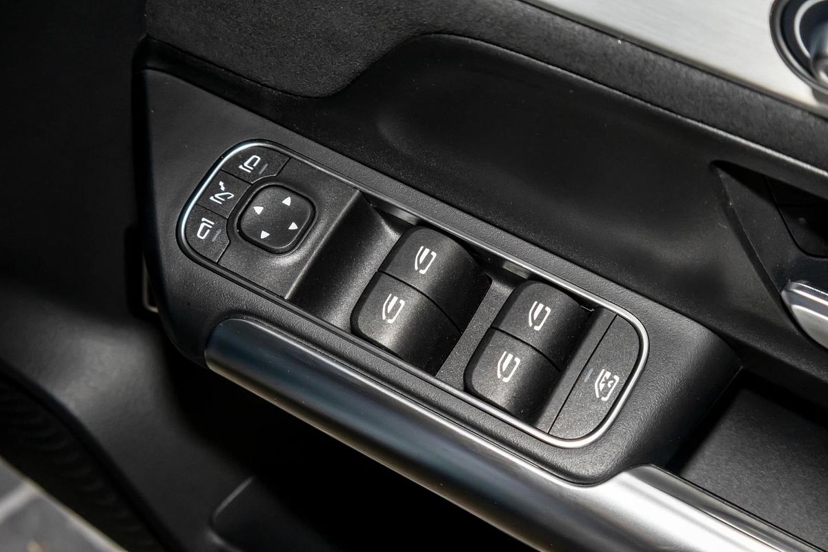 2025 Mercedes-Benz GLA-Class GLA200 H247