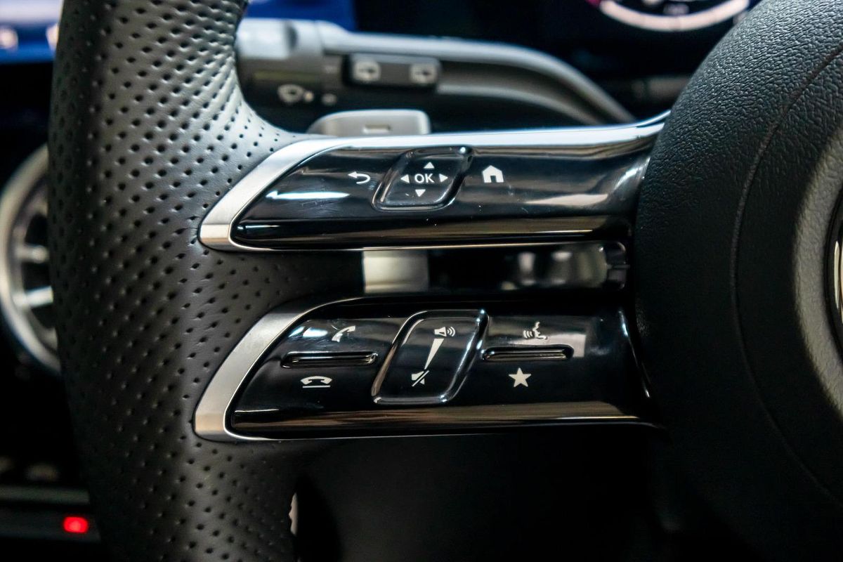 2025 Mercedes-Benz GLA-Class GLA200 H247