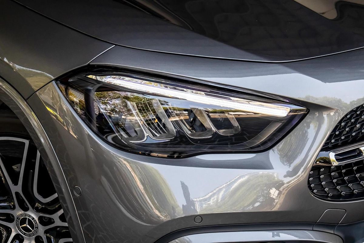 2025 Mercedes-Benz GLA-Class GLA200 H247