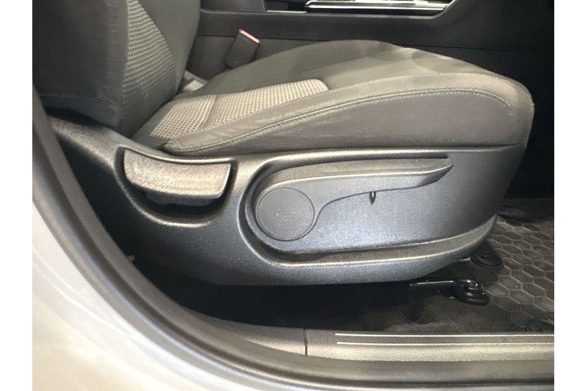 2022 Kia Sportage S NQ5