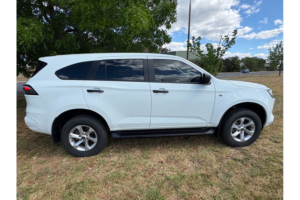 2024 Isuzu MU-X LS-M