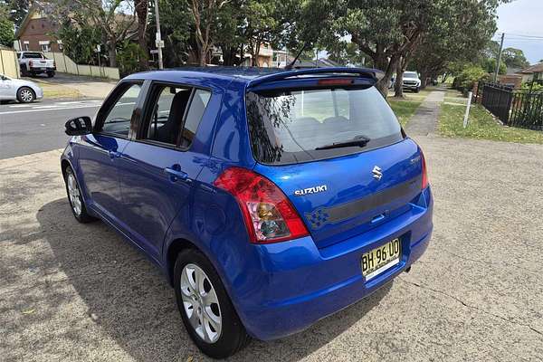 2010 Suzuki Swift RE4 RS415