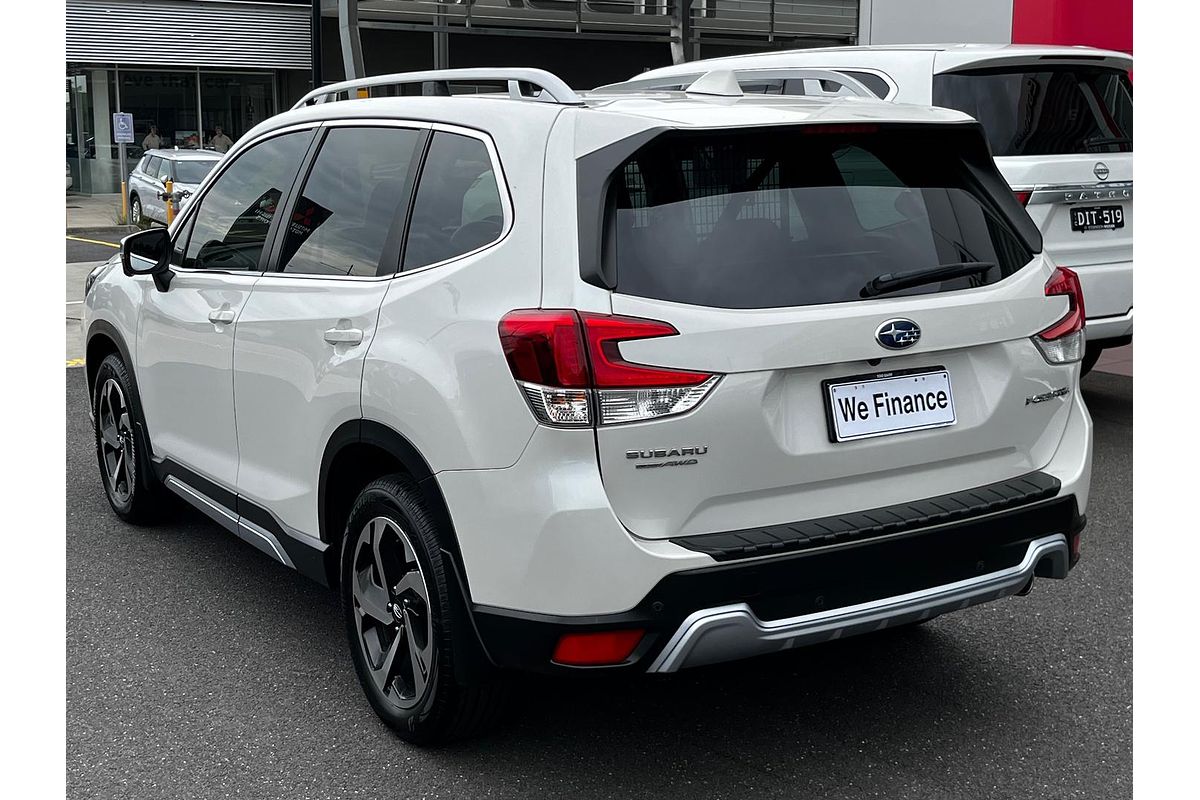 2022 Subaru Forester 2.5i-S S5