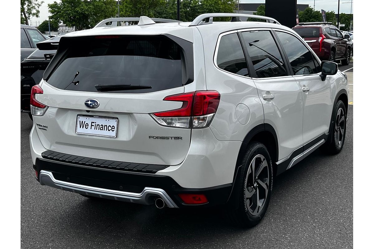 2022 Subaru Forester 2.5i-S S5