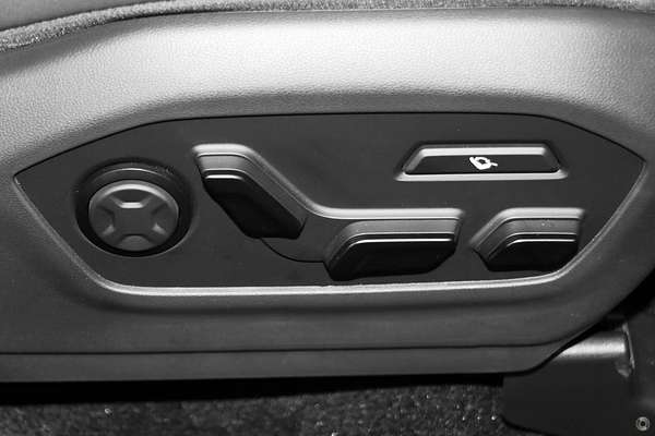 2025 Hyundai Santa Fe Hybrid Calligraphy MX5.V2