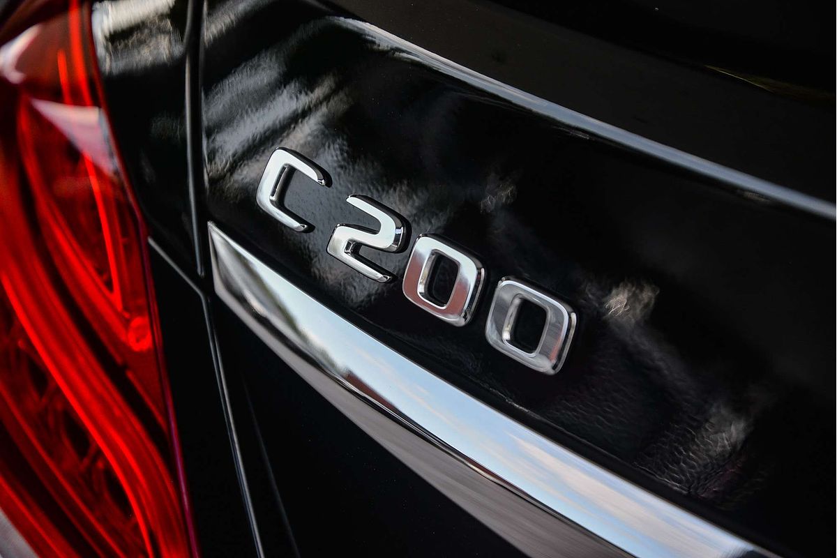 2017 Mercedes-Benz C-Class C200 W205