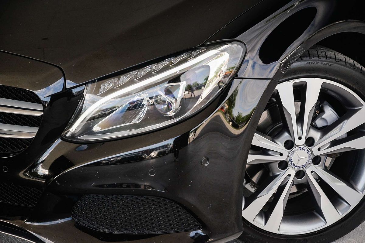 2017 Mercedes-Benz C-Class C200 W205