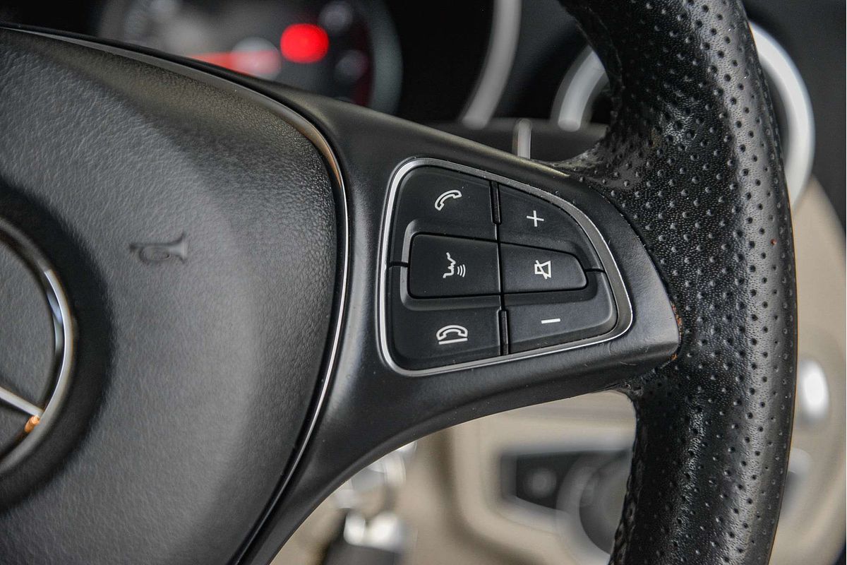 2017 Mercedes-Benz C-Class C200 W205