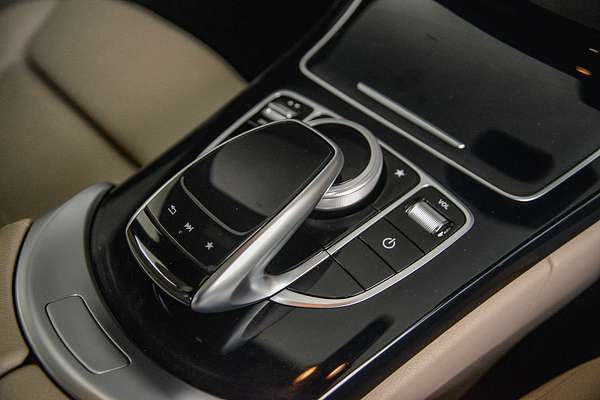 2017 Mercedes-Benz C-Class C200 W205