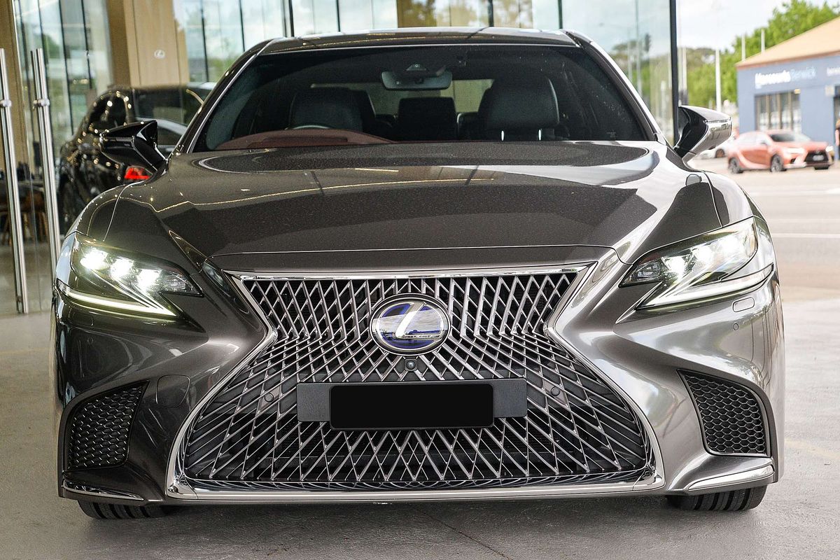 2018 Lexus LS LS500h Sports Luxury GVF50R