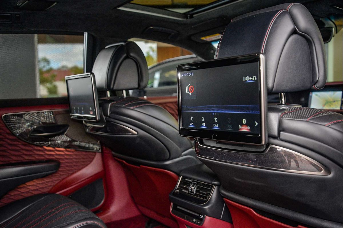 2018 Lexus LS LS500h Sports Luxury GVF50R