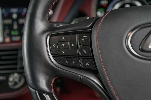 2018 Lexus LS LS500h Sports Luxury GVF50R