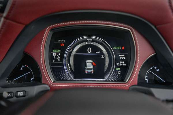 2018 Lexus LS LS500h Sports Luxury GVF50R