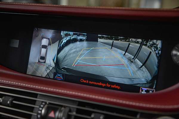 2018 Lexus LS LS500h Sports Luxury GVF50R