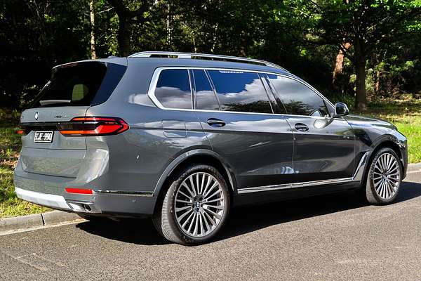 2023 BMW X7 xDrive40d Design Pure Excellence G07 LCI