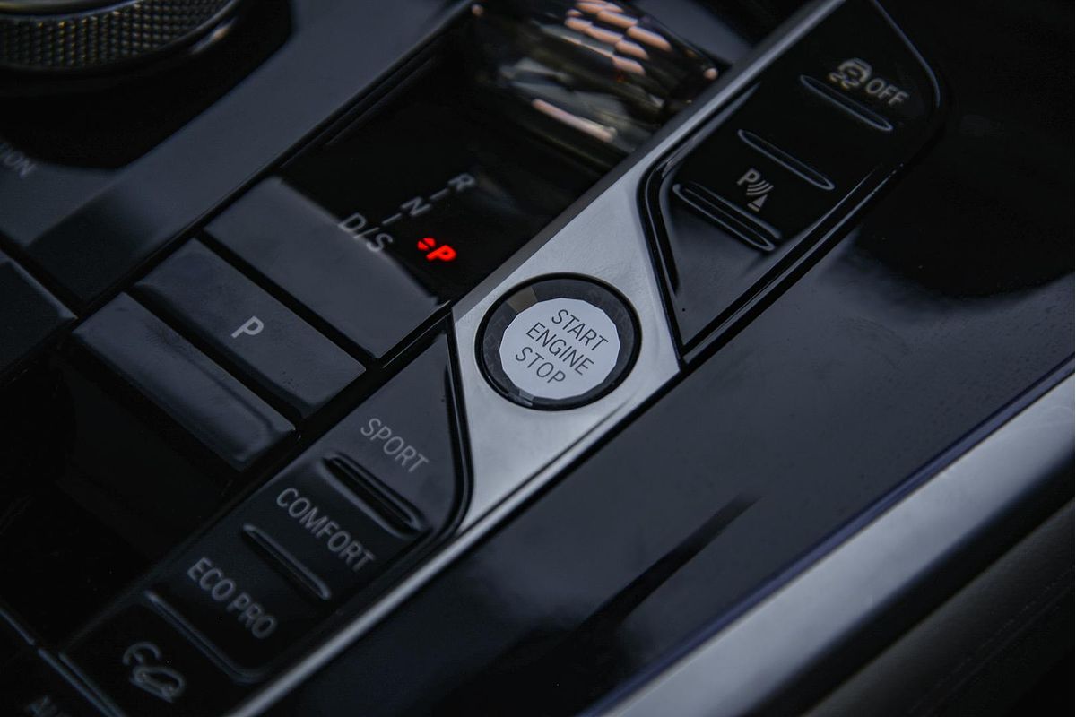 2023 BMW X7 xDrive40d Design Pure Excellence G07 LCI