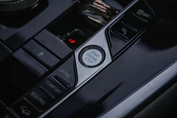 2023 BMW X7 xDrive40d Design Pure Excellence G07 LCI