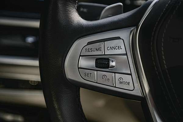 2023 BMW X7 xDrive40d Design Pure Excellence G07 LCI