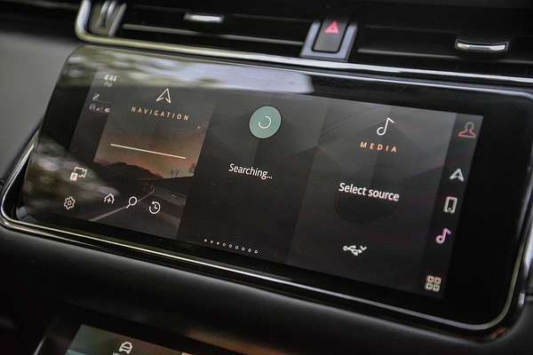 2023 Land Rover Range Rover Evoque P300e R-Dynamic HSE L551