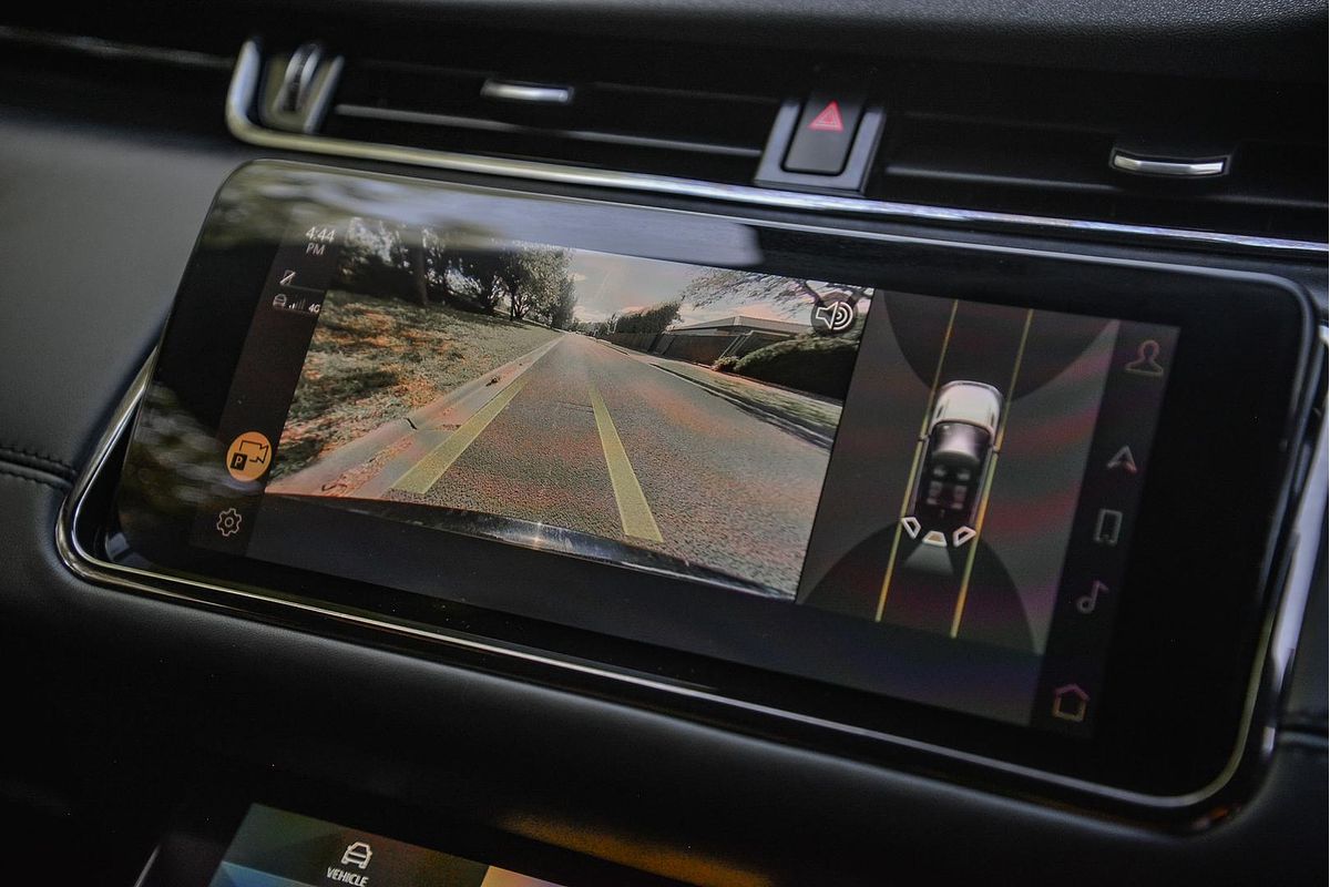 2023 Land Rover Range Rover Evoque P300e R-Dynamic HSE L551