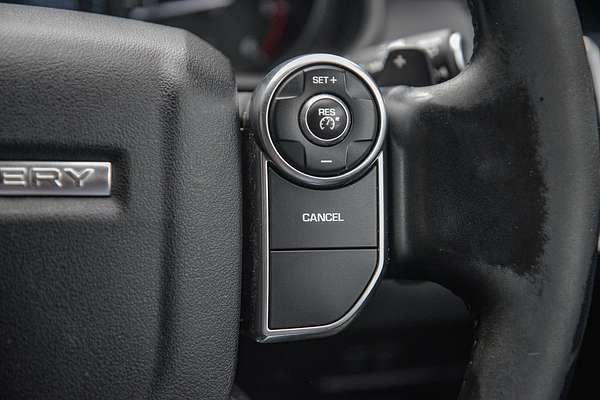 2020 Land Rover Discovery SD6 SE Series 5