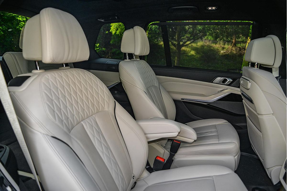 2023 BMW X7 xDrive40d Design Pure Excellence G07 LCI