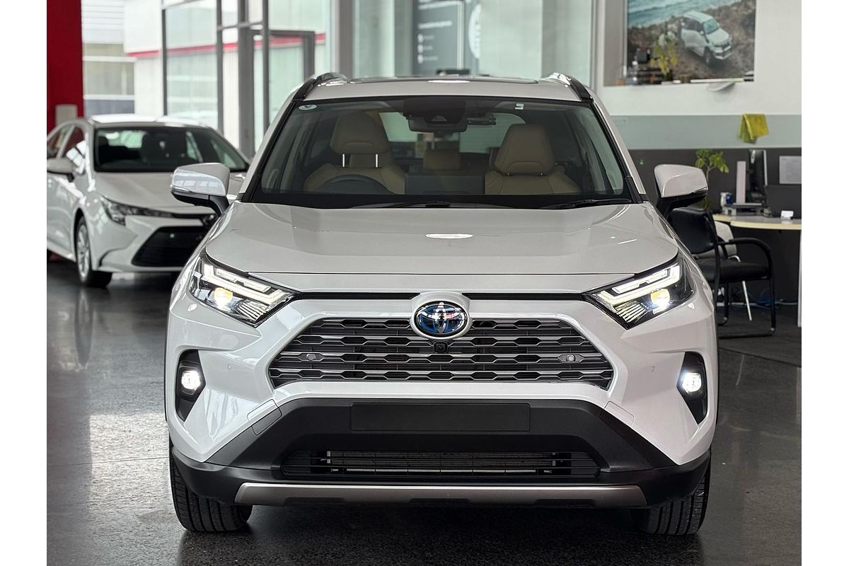 2024 Toyota RAV4 Cruiser AXAH54R