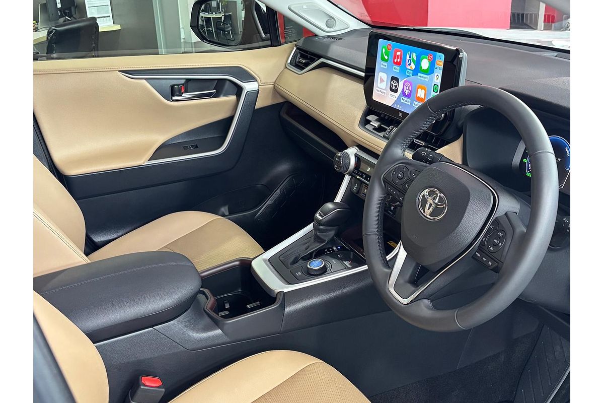 2024 Toyota RAV4 Cruiser AXAH54R