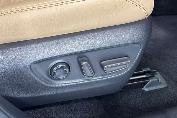 2024 Toyota RAV4 Cruiser AXAH54R