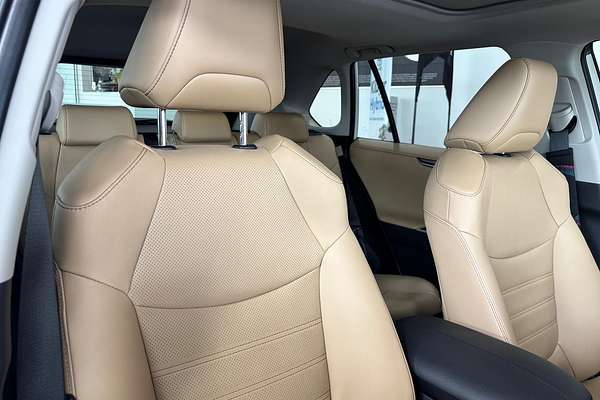 2024 Toyota RAV4 Cruiser AXAH54R