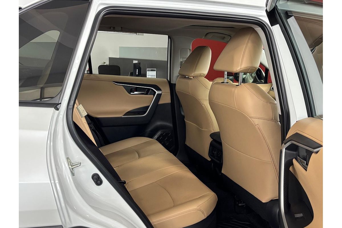 2024 Toyota RAV4 Cruiser AXAH54R