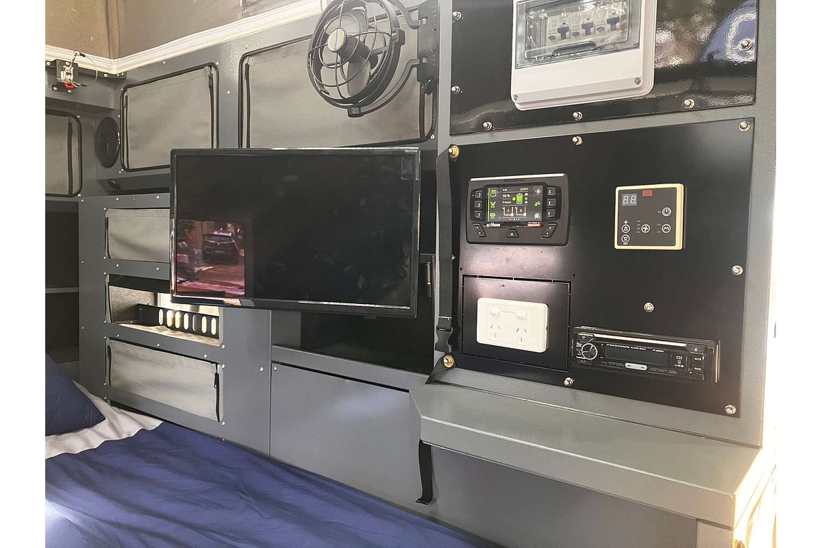 2024 Conqueror UEV-490