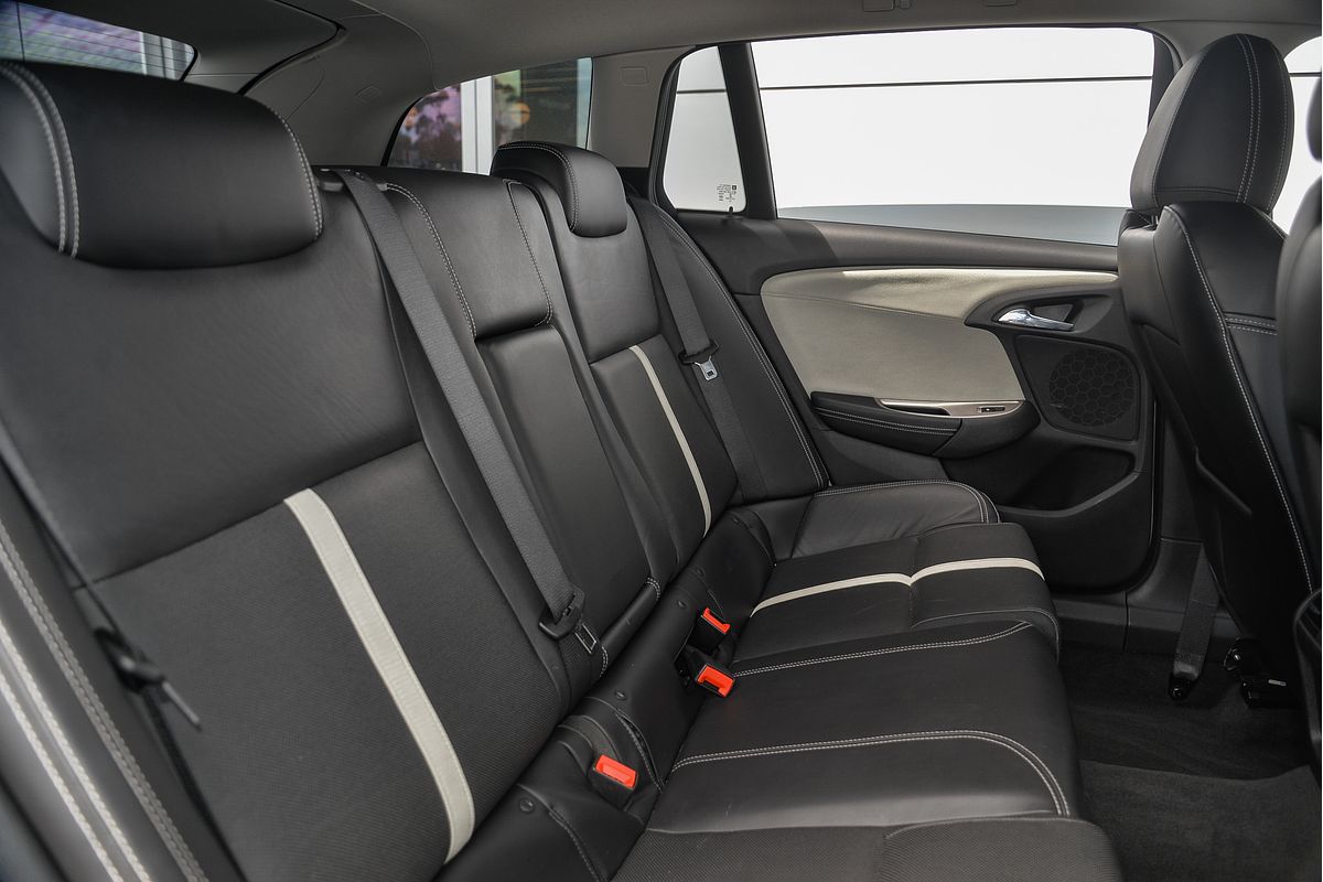 2015 Holden Calais V VF