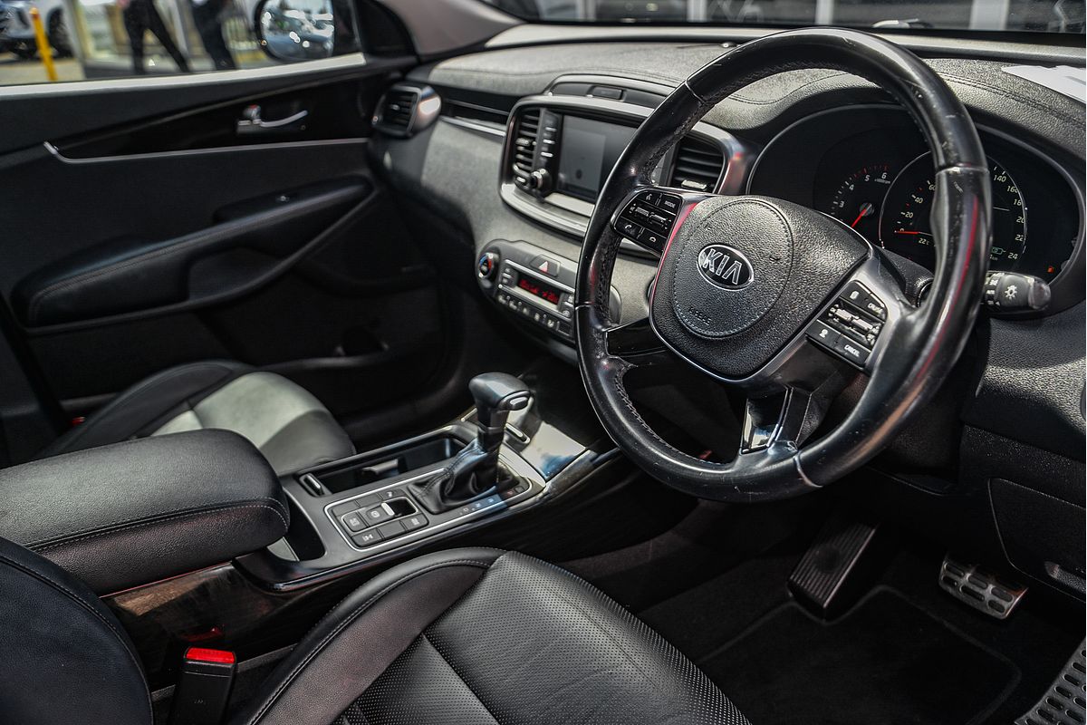 2019 Kia Sorento SLi UM