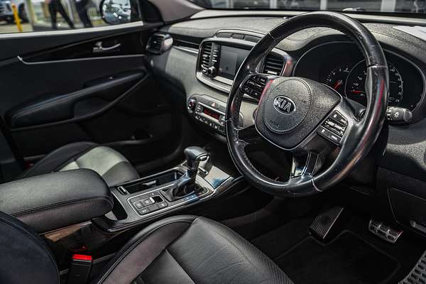 2019 Kia Sorento SLi UM