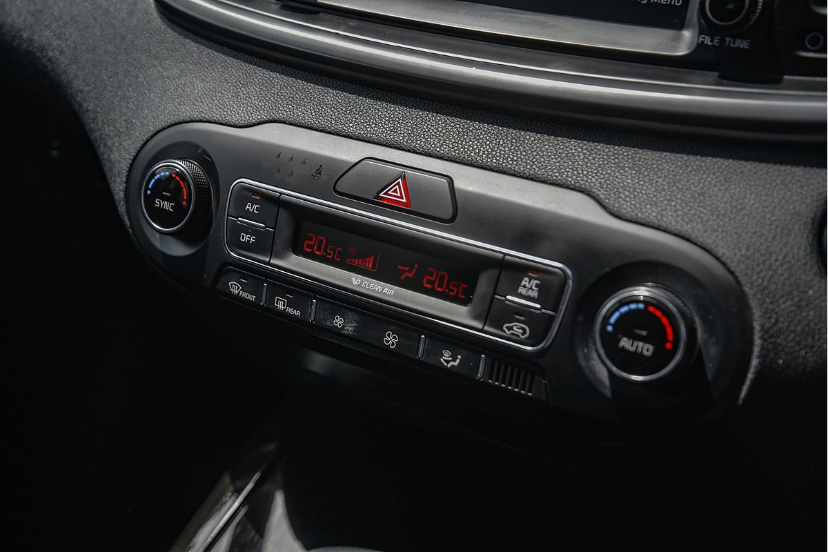 2019 Kia Sorento SLi UM