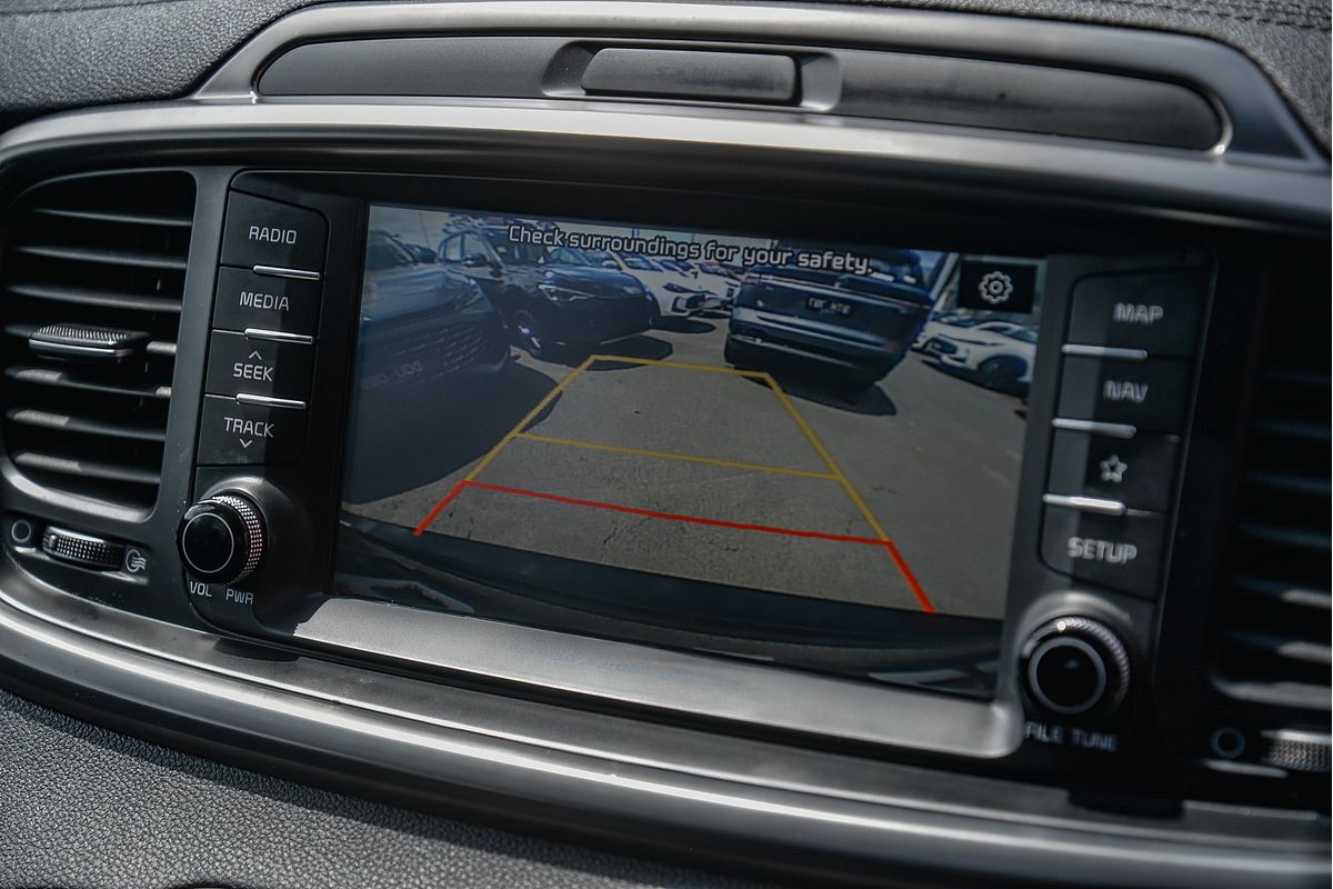 2019 Kia Sorento SLi UM