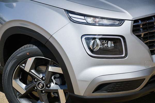 2025 Hyundai Venue Elite QX.V5