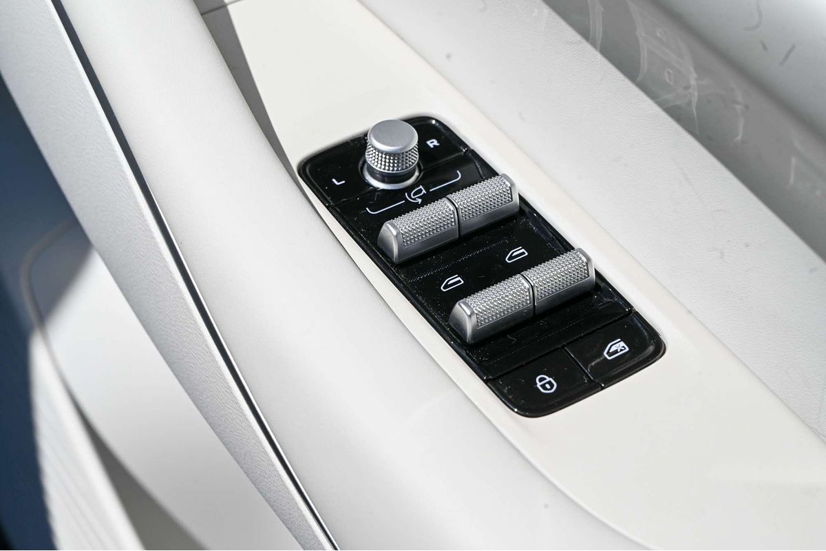 2025 Geely EX5 Inspire E245