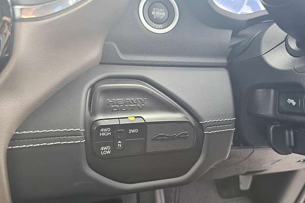 2024 RAM 2500 Laramie Rambox DJ 4X4