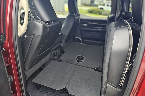 2024 RAM 2500 Laramie Rambox DJ 4X4