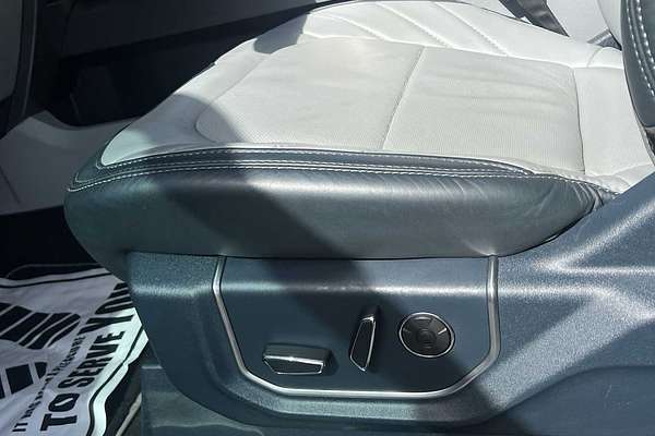 2022 Ford Super Duty F-250 SRW Limited