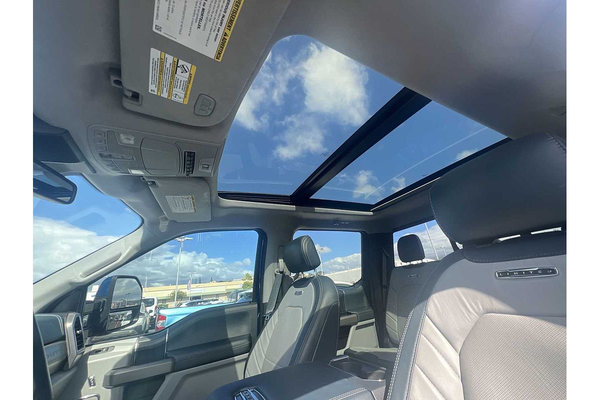 2022 Ford Super Duty F-250 SRW Limited