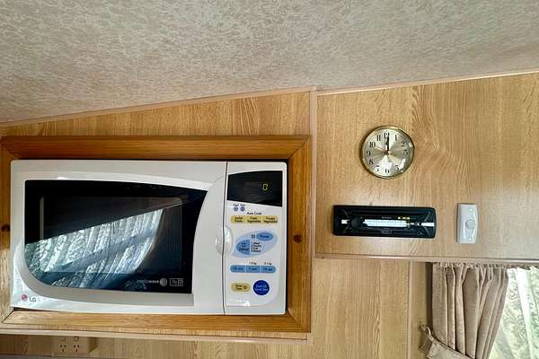 2001 Royal Flair VAN ROYCE SERIES 2