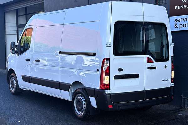 2025 Renault Master Pro 110kW X62 Phase 2 MWB Mid Roof
