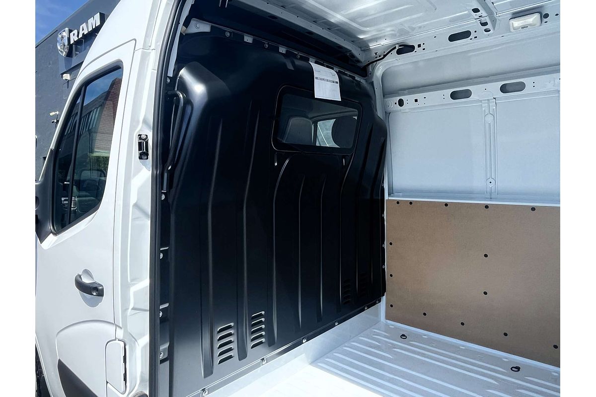 2025 Renault Master Pro 110kW X62 Phase 2 LWB Mid Roof