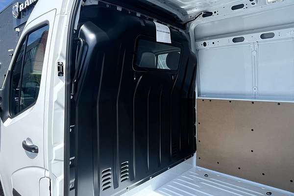 2025 Renault Master Pro 110kW X62 Phase 2 LWB Mid Roof