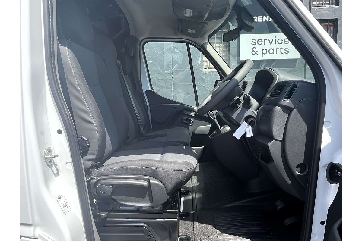 2025 Renault Master Pro 110kW X62 Phase 2 LWB Mid Roof