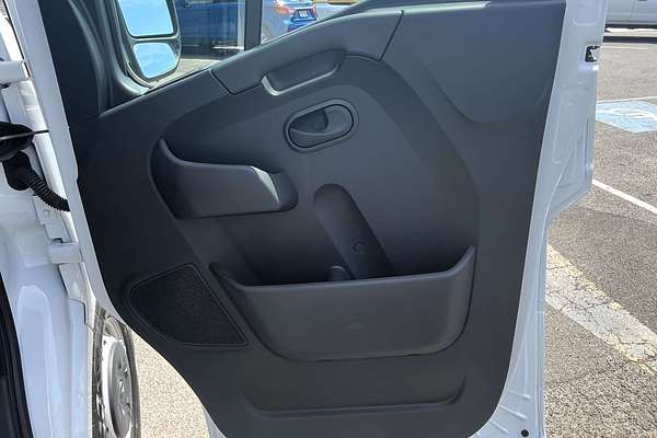 2025 Renault Master Pro 110kW X62 Phase 2 LWB Mid Roof